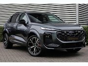 Audi Q3 - SUV e-hybrid Matrix l Trekhaak l SONOS l Pano l 20