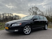 Volvo V70 - 1.6 T4 Nordic+ | 2e Eigenaar | Leder | Nieuwe Distributie |