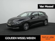 Volkswagen Golf - 1.4 eHybrid Style PHEV 204PK | COMFORTSTOELEN | NAVIGATIE |