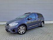 Volkswagen Touran - 1.5 TSI 150pk 7p R line Pano Acc Camera Matrix Massage Trekh