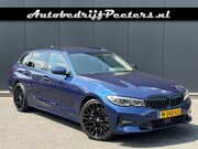 BMW 3-serie - Touring 330i Sport Line Shadow LED ACC Camera Sfeerlicht Car
