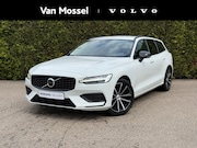Volvo V60 - B3 Momentum Advantage | Blis | Parkeer sensoren | Elektrisch