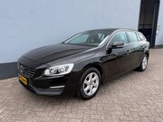 Volvo V60 - 1.5 T3 Momentum - Dealer Onderhouden