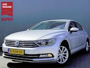 Volkswagen Passat - BWJ 2017 | 1.8TSI 180PK Highline AUTOMAAT | TREKHAAK | STOE