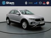 Volkswagen T-Roc - 150pk TSI Life Apple Carplay/Android Auto | Trekhaak