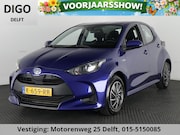 Toyota Yaris - 1.5 HYBRID ACTIVE 1e EIG BLUELINE GARANTIE 2-2031 DEALER AUT