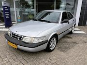 Saab 900 - 5-deurs 2.0i 900