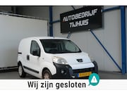Peugeot Bipper - 1.4 HDi XT > Lees advertentie <