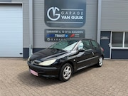 Peugeot 206 - 1.1 X-line 60PK ElektrRamen, Isofix, Lmv, Radio/Cd-Speler, B