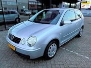 Volkswagen Polo - 1.4-16V Athene / Automaat / Trekhaak / 3-drs