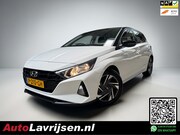 Hyundai i20 - 1.2 4 CILINDER MOTOR CARPLAY/CAMERA TWO-TONE AIRCO CRUISE LE