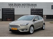 Ford Focus - 1.0 Titanium Edition / Navigatie / PDC / N.A.P.