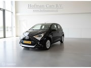 Toyota Aygo - 1.0 VVT-i x-joy | Camera | 12/2021 | Zwart | 122.671 km
