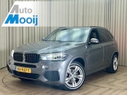 BMW X5 - xDrive30d *M-Sport* Panoramadak / HUD / Leder/Alcantara / Tr