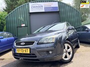 Ford Focus - 1.6-16V Futura