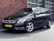 Mercedes-Benz B-klasse - 180 Ambition Navigatie/LED/PDC/Airco/Trekhaak/Bluetooth