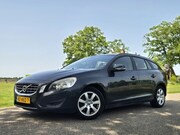 Volvo V60 - 1.6 T3 Kinetic