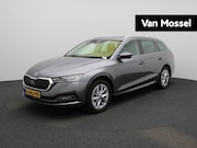 Skoda Octavia - Combi 1.4 TSI iV PHEV Business Edition | Automaat | Virtual