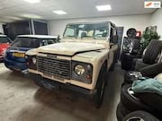 Land Rover Defender - 2.5 Td5 90" Hard Top