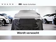 Volvo XC40 - B4 Plus Dark | Panoramadak | Trekhaak | Verwarmbare voorstoe