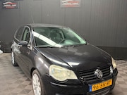 Volkswagen Polo - 1.4-16V FSI Optive | Clima | |