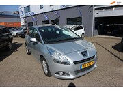 Peugeot 5008 - 1.6 THP ST 7 PERSOONS / LEES TEKST