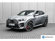 BMW iX2 - eDrive20 67 kWh M Sport Edition 204 PK | Trekhaak | Panorama
