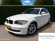 BMW 1-serie - 118i 143pk Airco Velgen Stoelverwarmd Park