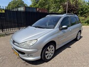 Peugeot 206 - SW 1.6-16V Quiksilver Climatronic/StrBkr/Trekh