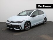 Volkswagen Golf - 1.5 eHybrid GTE 272 PK | Panoramadak | Trekhaak | 18 Inch Ca