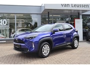 Toyota Yaris Cross - 1.5 HYBRID DODEHOEK STOEL-STUUR & RUITENWISSER VERW. AD-CRUS