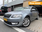 Skoda Octavia - 261.2 TSI GREENTECH AMB. BNS CLIMA NAVI TREKHAAK PDC APK 10-