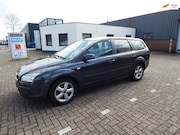 Ford Focus - 1.6-16V Ambiente CLUTCH BAD