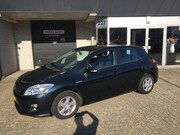 Toyota Auris - 1.8 Full Hybrid Business / NAVI / CAMERA / DEALER OH / PDC V