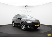 Mitsubishi Outlander - 2.0 Intense AUTOMAAT TREKHAAK PDC CRUISE