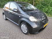 Toyota Aygo - 1.0-12V Stuurbekrachtiging Airco Elektr. pakket