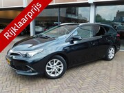 Toyota Auris - Touring Sports 1.8 Hybrid Lease