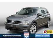 Volkswagen Tiguan - 1.4 TSI Connected Series Trekhaak Navi Carplay Adaptieve Cru