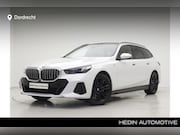 BMW 5-serie - 520i M-Sport | Driving Assistant Plus | Harman Kardon | Pano