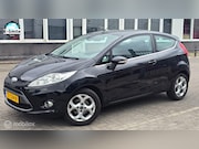 Ford Fiesta - 1.25 Ghia/Airco/StoelVerwarming/MultiStuur