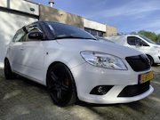 Skoda Fabia - 1.4 TSI RS Automaat NWE APK Airco Kleppenuitlaat systeem Air