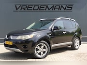 Mitsubishi Outlander - 2.4 Instyle LEDER/NAVI/SCHUIF-KANTEL