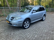 Mitsubishi Outlander - 2.4 Invite Scott 4WD