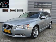 Volvo V70 - 2.0T 203pk AUTOMAAT-6 R-Design Clima PDC Trekhaak