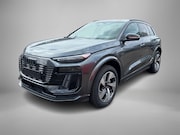 Audi Q6 e-tron - S edition 83 kWh 252 PK · Adaptieve luchtvering · Glazen pan