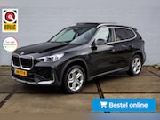 BMW X1 - xDrive25e Pano|18"|Sportstoelen|Ele.klep|LED|Camera|Navi