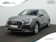 Audi Q3 - 40 TFSI 190 pk S-tronic Quattro S-Line | Trekhaak | Achterui