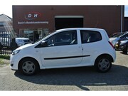 Renault Twingo - 1.2 16V Authentique apk 09-03-2027 inruil mogelijk nap