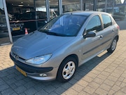 Peugeot 206 - 1.4 X-LINE