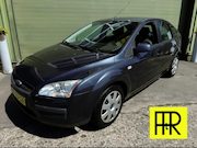 Ford Focus - 1.4 - 16V Trend Cruise + Trekhaak APK 09-2027
